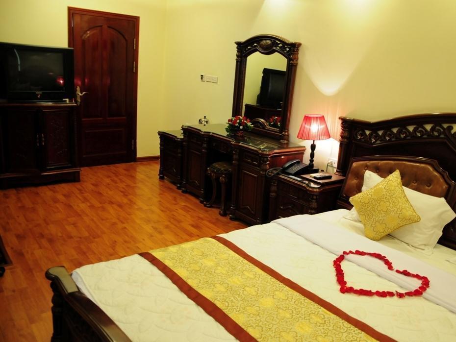 Thai Ha Hotel Hanoi Buitenkant foto